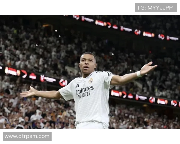 姆巴佩社媒分享篮球单打成功视频与搞笑大头小人PS图引发热议